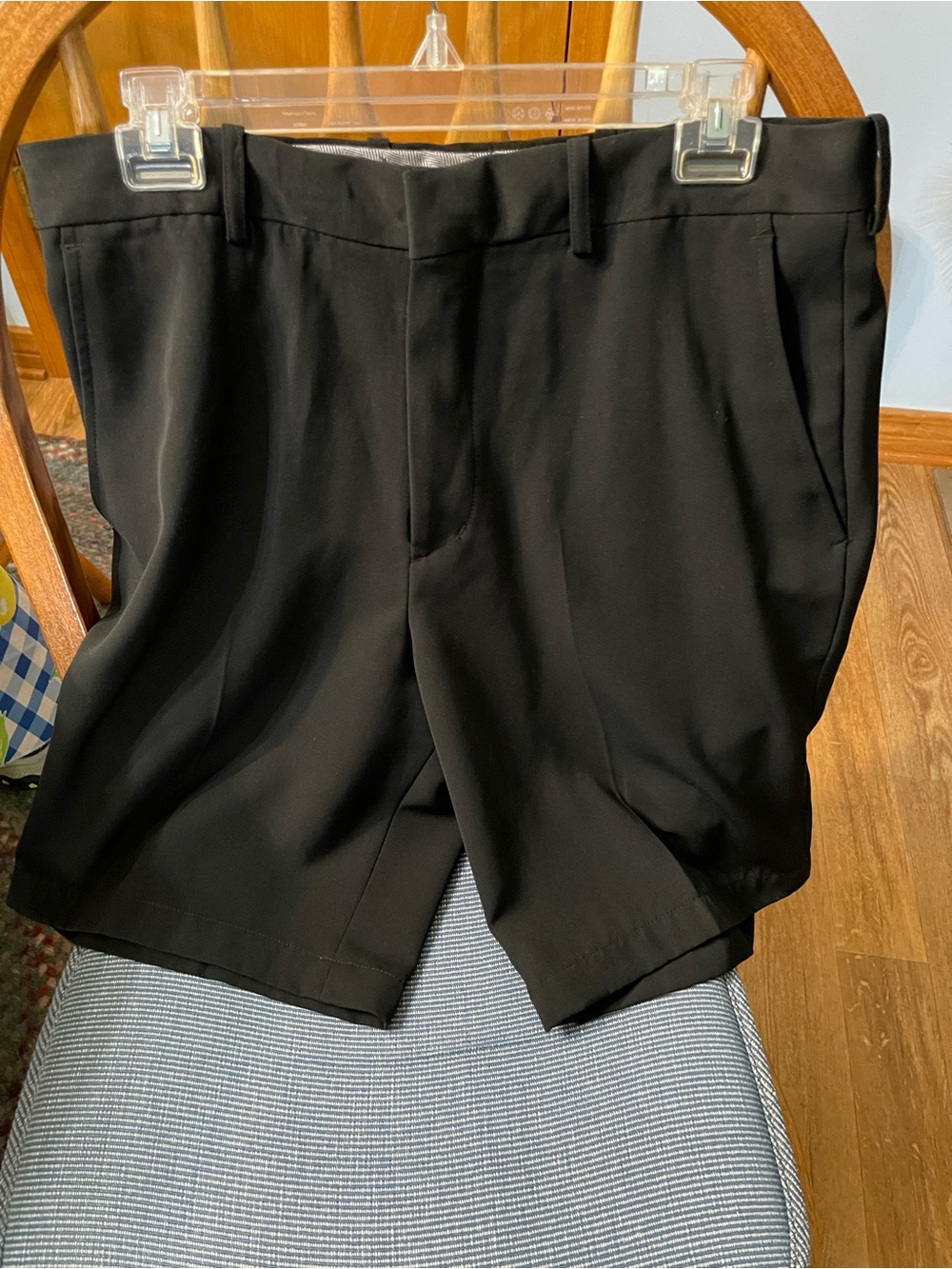 Men's  Black Golf ir Dress  shorts! Size 32